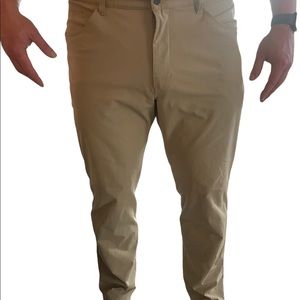 Men’s Lululemon ABC pant